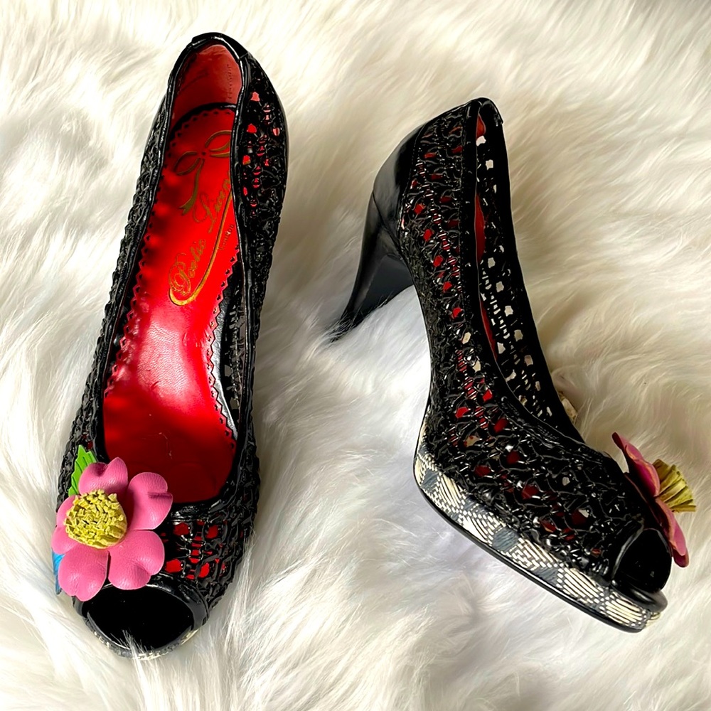 Poetic License Prickly Pear caned leather heel EUC size 38